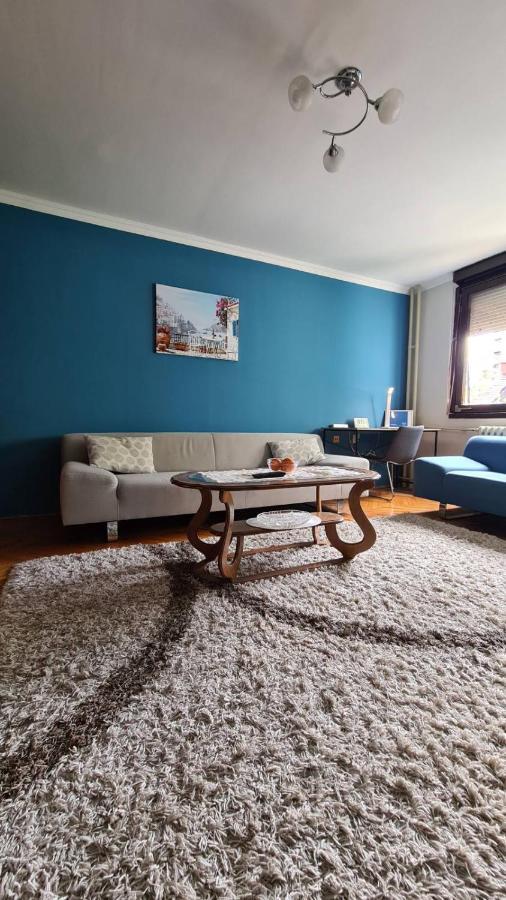 Kingston Apartment ปิโรต์ ภายนอก รูปภาพ
